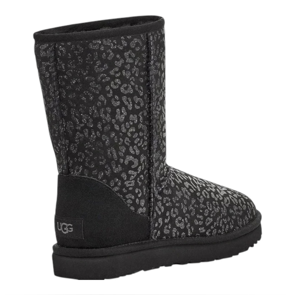 UGG Classic Short II Glitter Leopard Boot - Picture 2 of 3